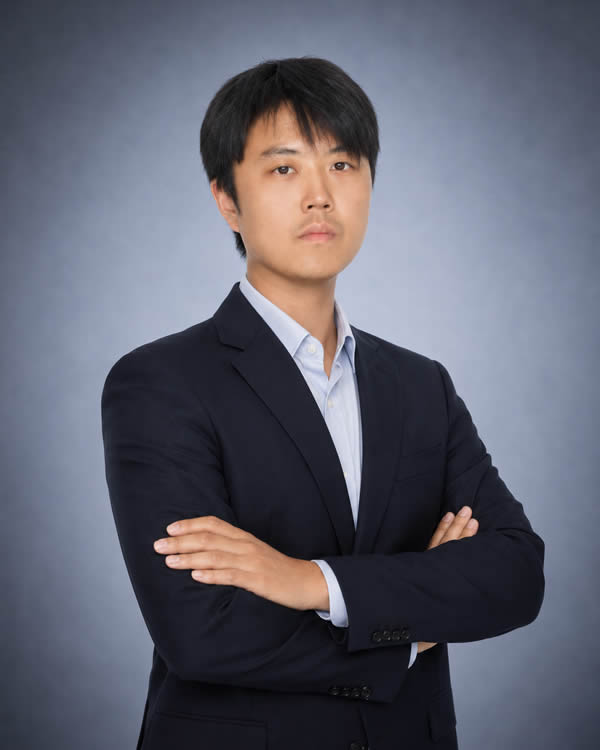 Xinyu Liu